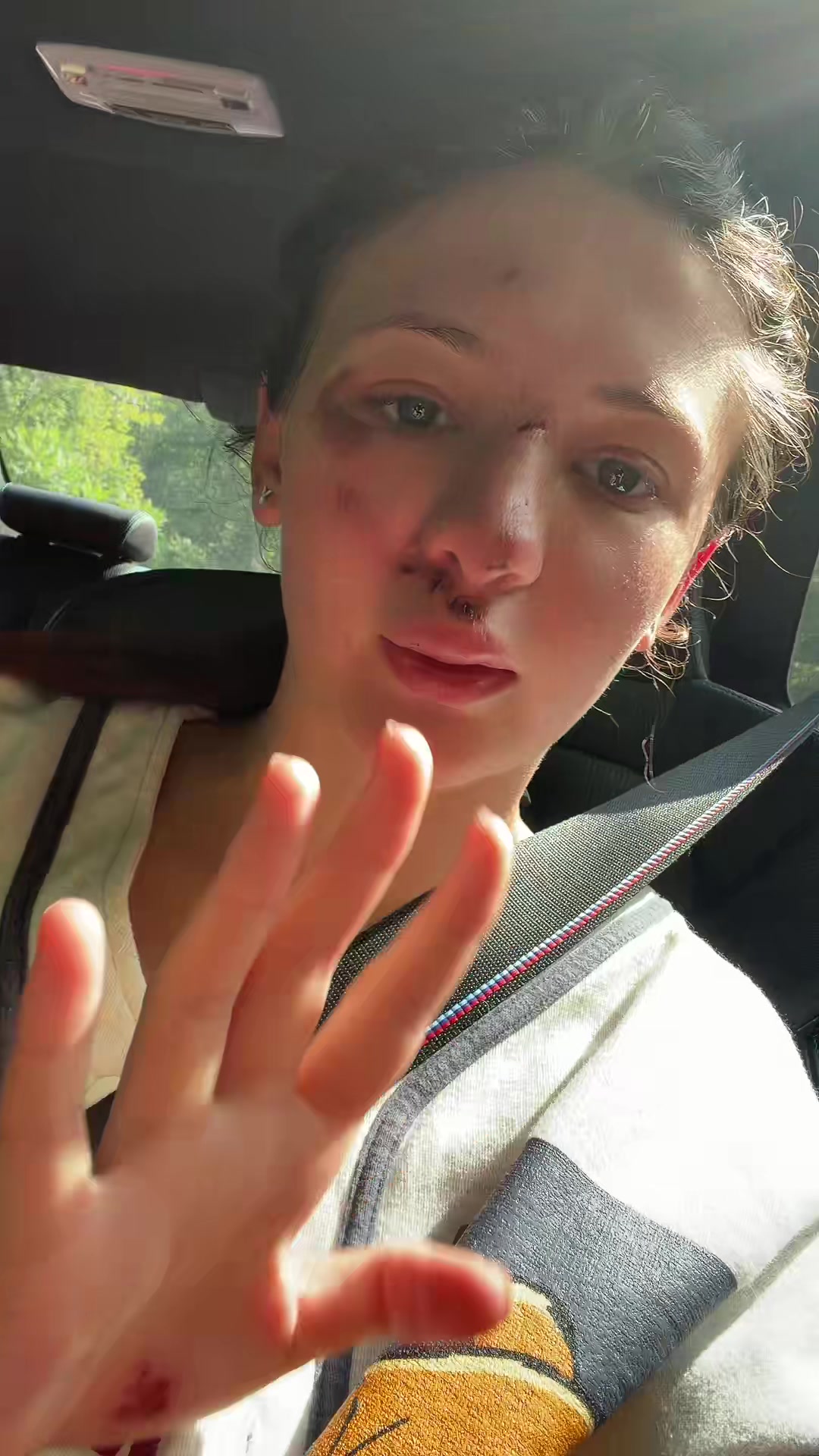 @roses_r_blue