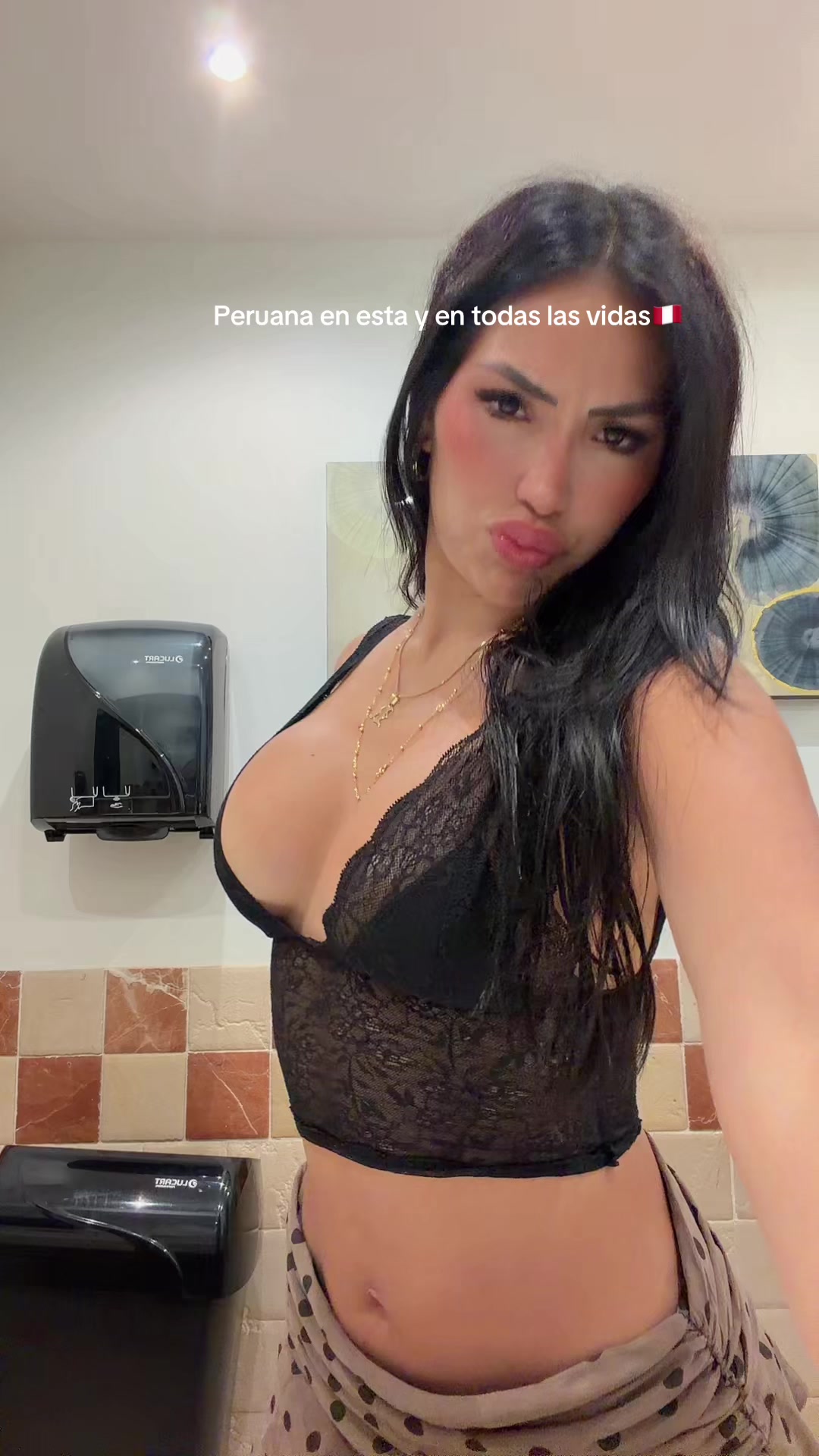 @leslyreynas