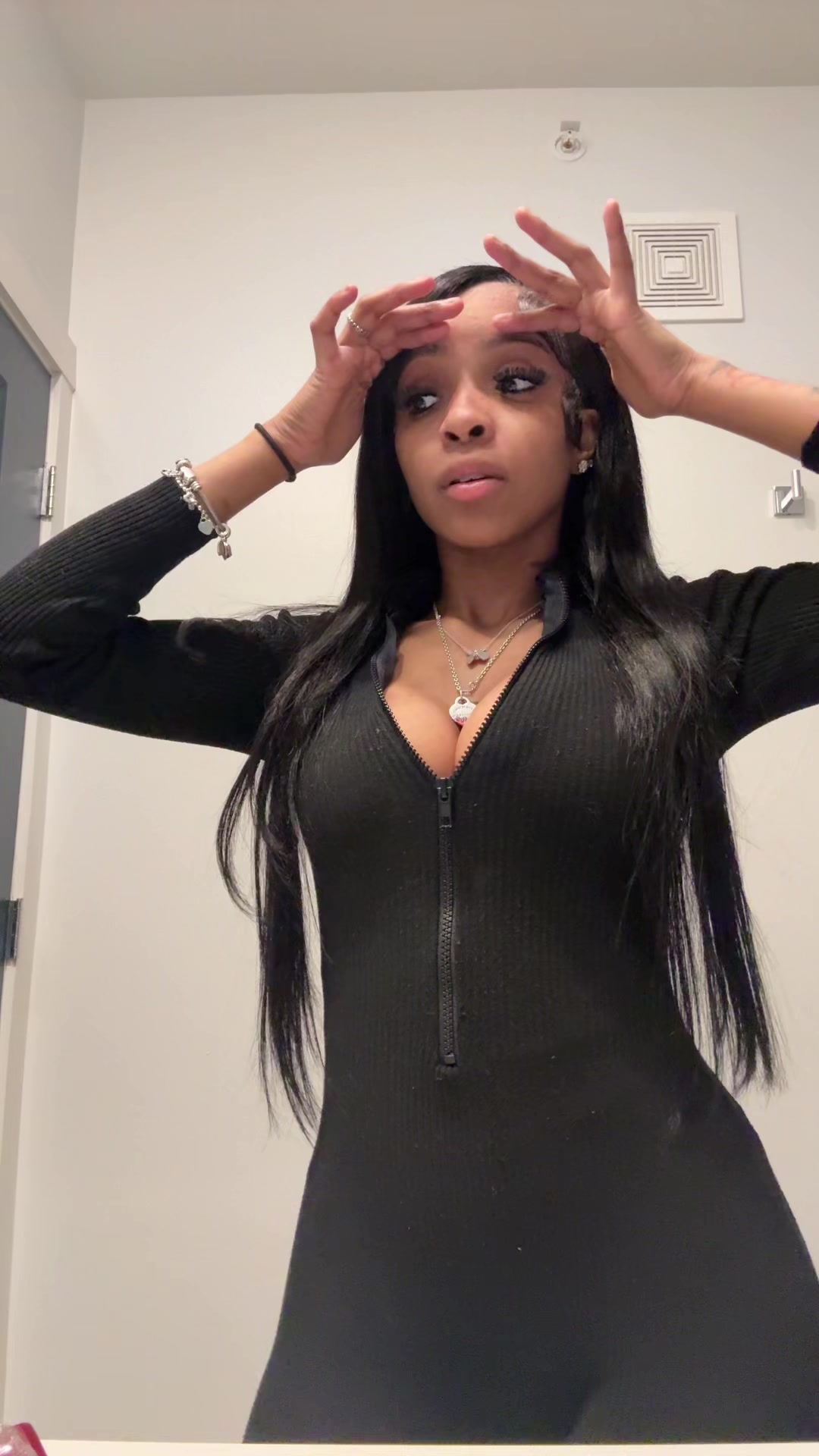 @Mikathetopic🫧🎀