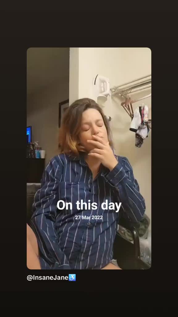 @JustInsaneJane♿️