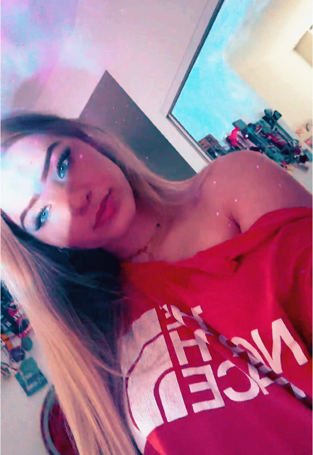 @TayTay😋