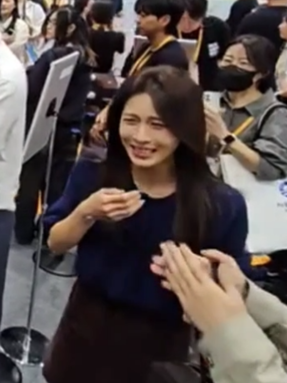 @Ha Jiwon Focus