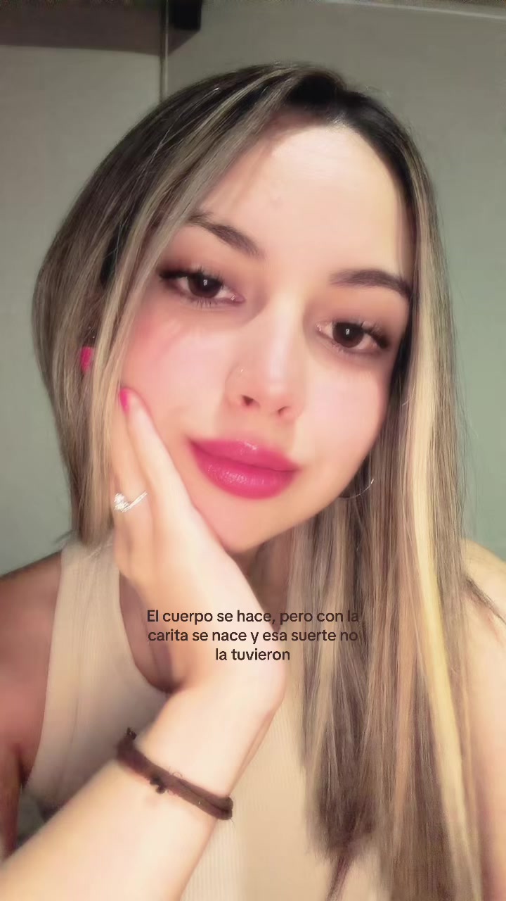 @Claudia Sof&iacute;a Navarro