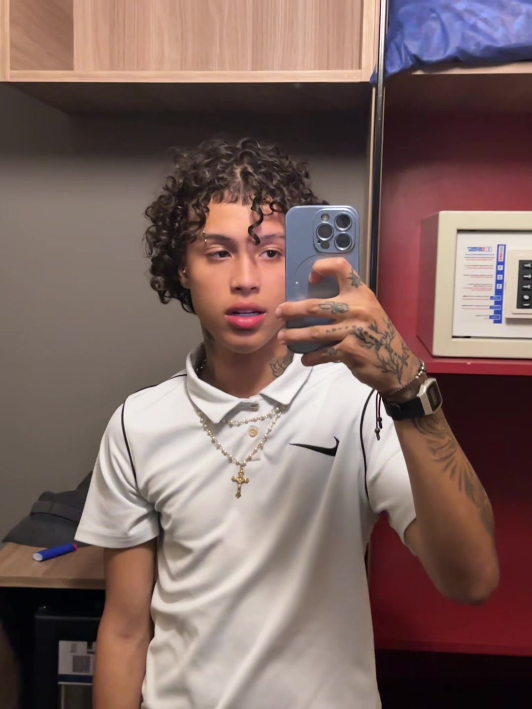 @vavazin🧞♂️