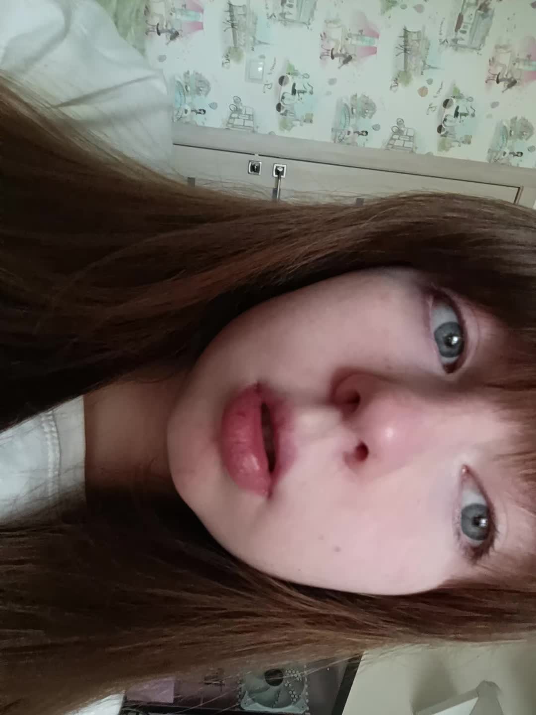 @алиса сниккерс