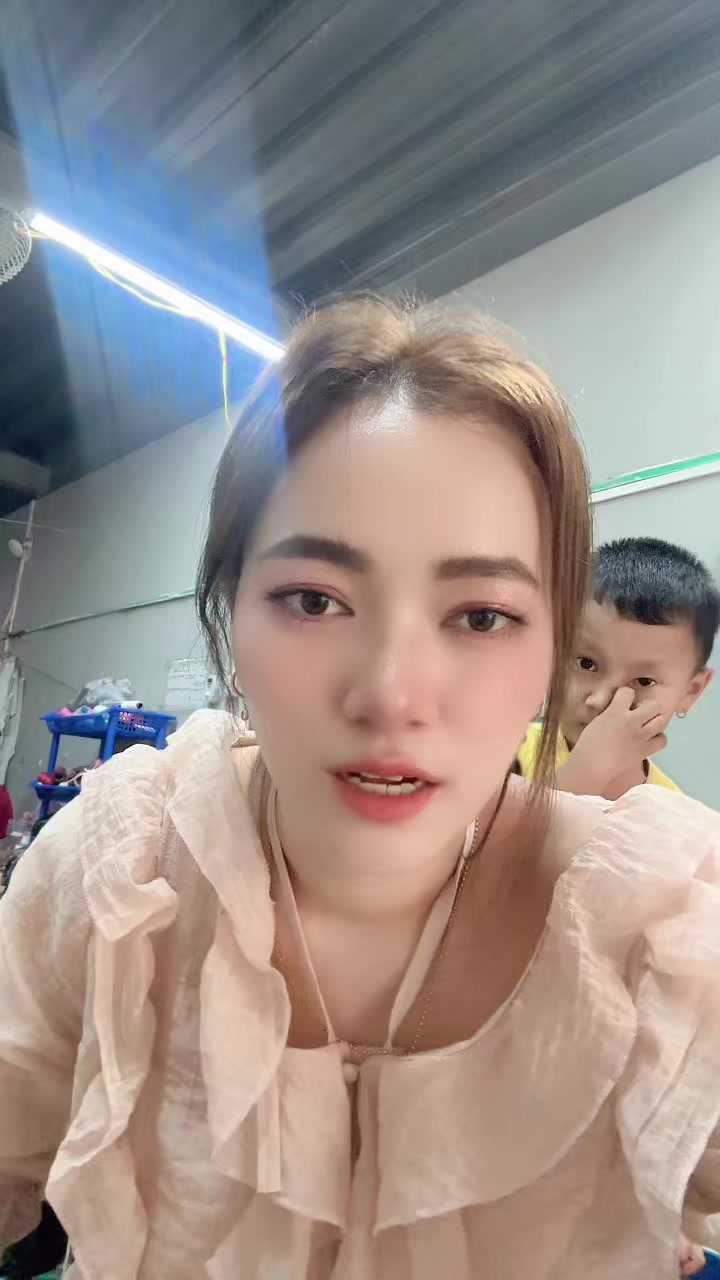 @S Khin Aye T99 အထည်ချုပ်စက်ရုံ