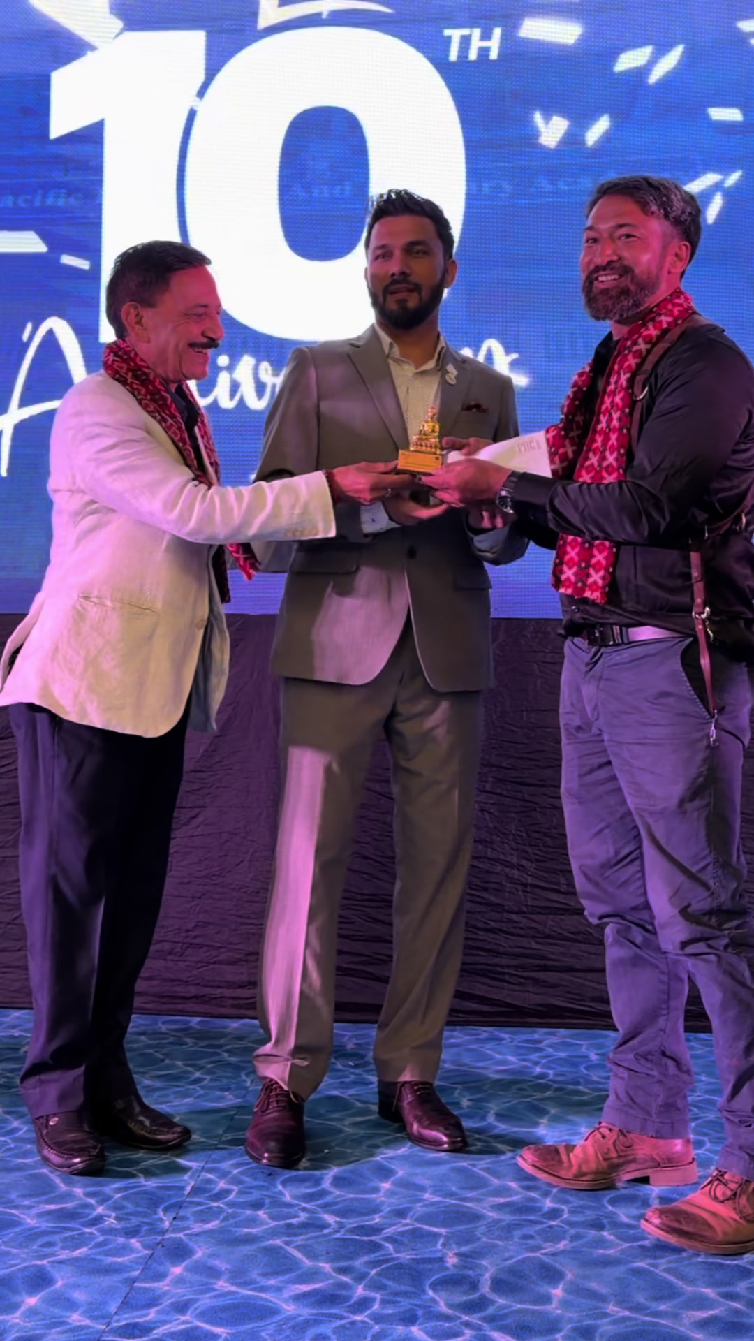 @photographynepal.com