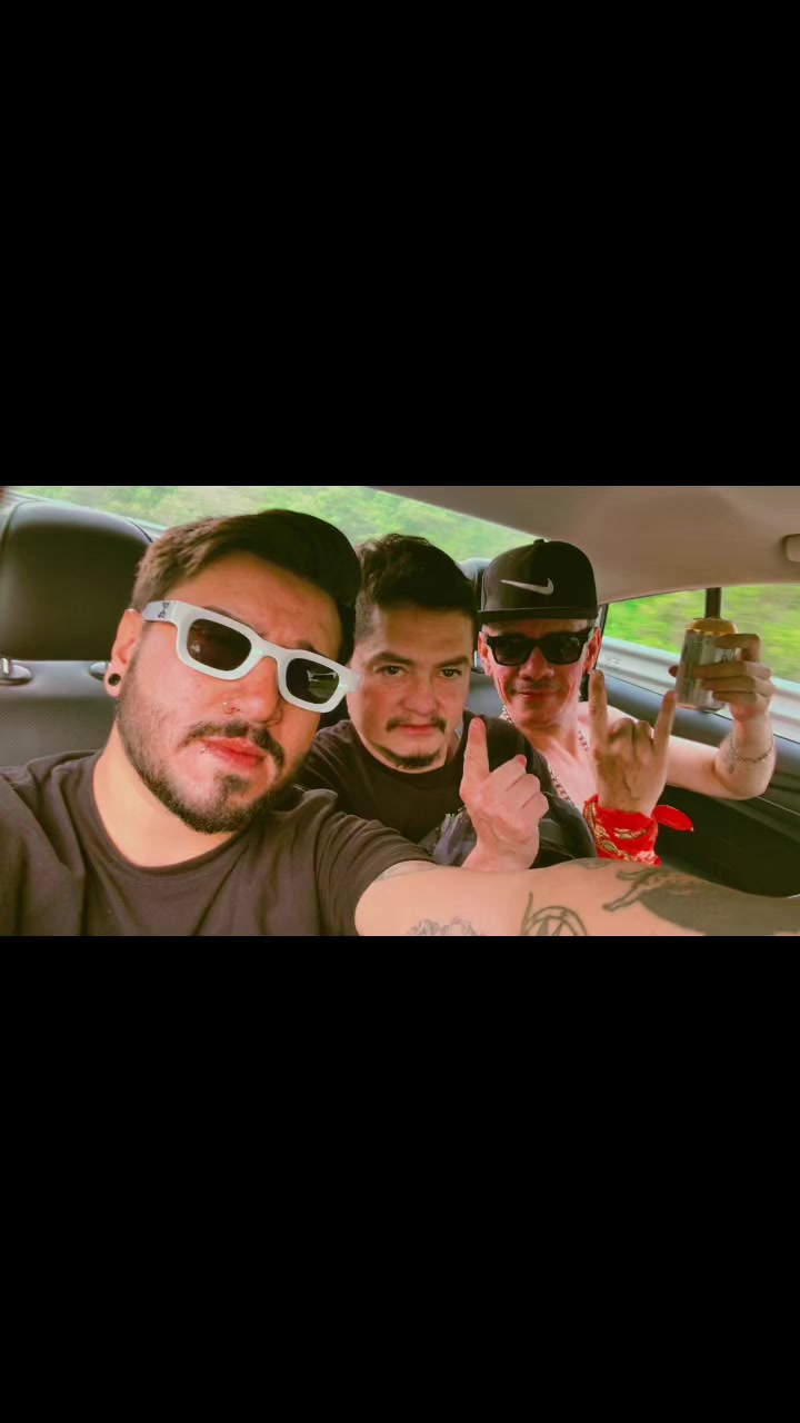 @PLASTIKO