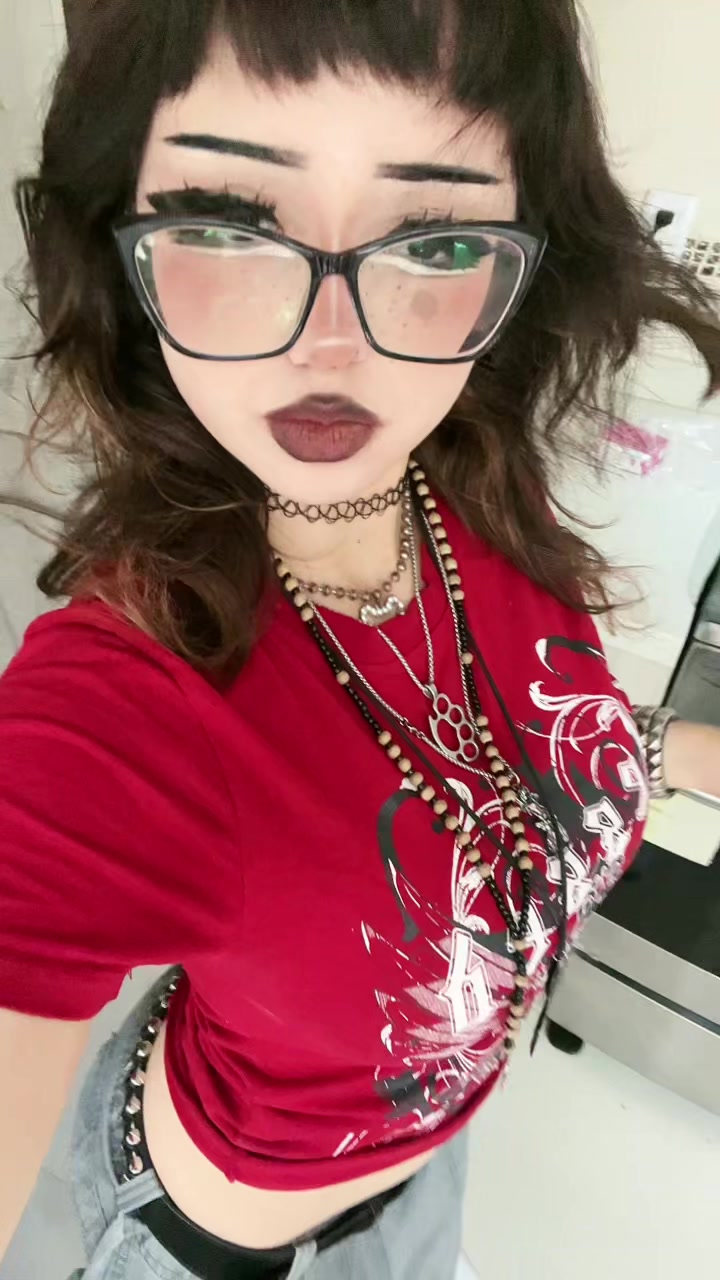@n a n a ♱
