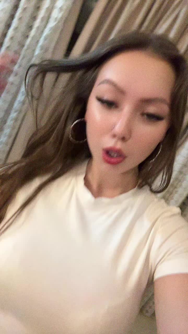 @Brydzia👾