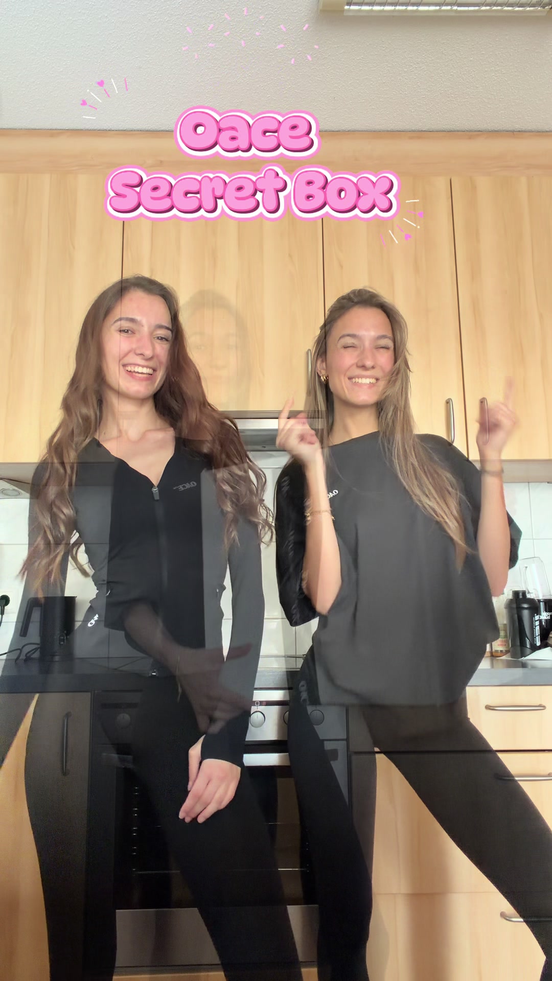 @celonatwins