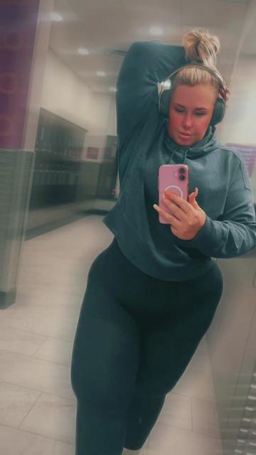 @CurvyGirlMom💖💪