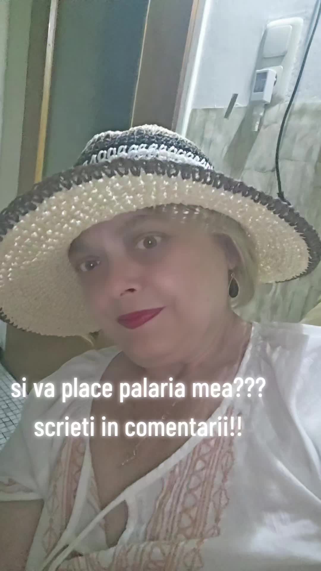 @pop Monica
