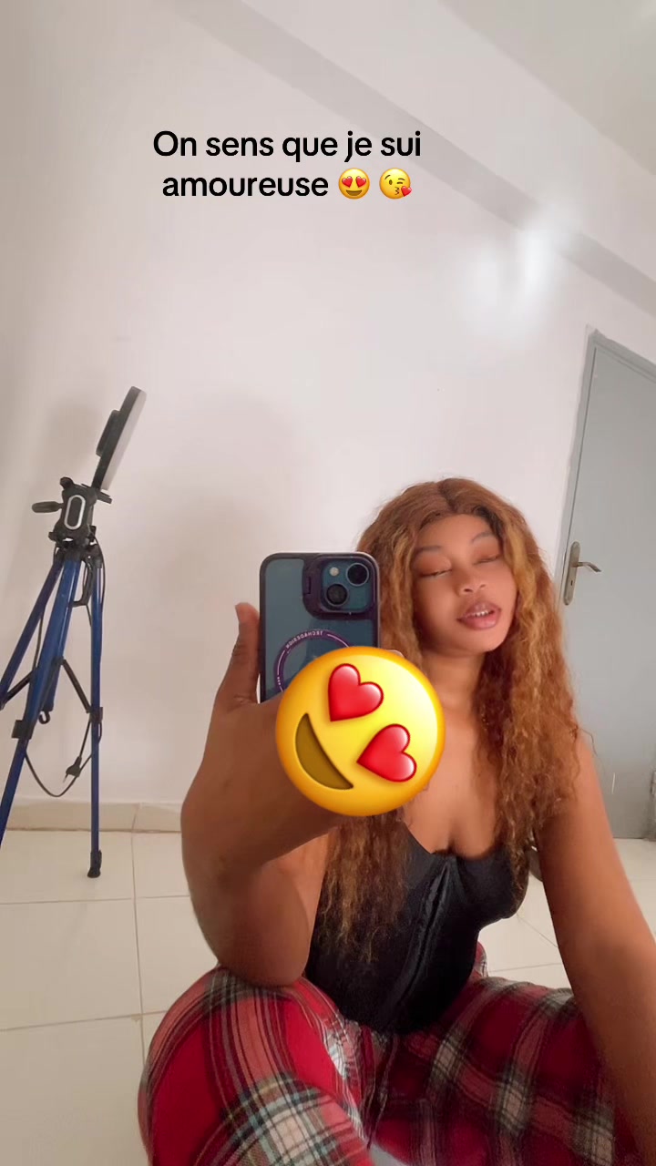 @MARIA🧸🇬🇳
