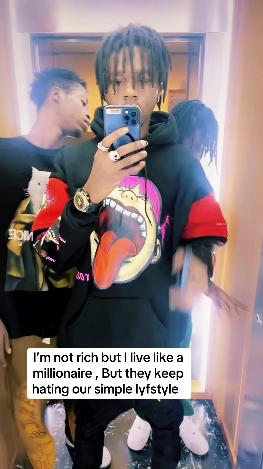 @BAAMUJI CEO 🤴🎭❤️