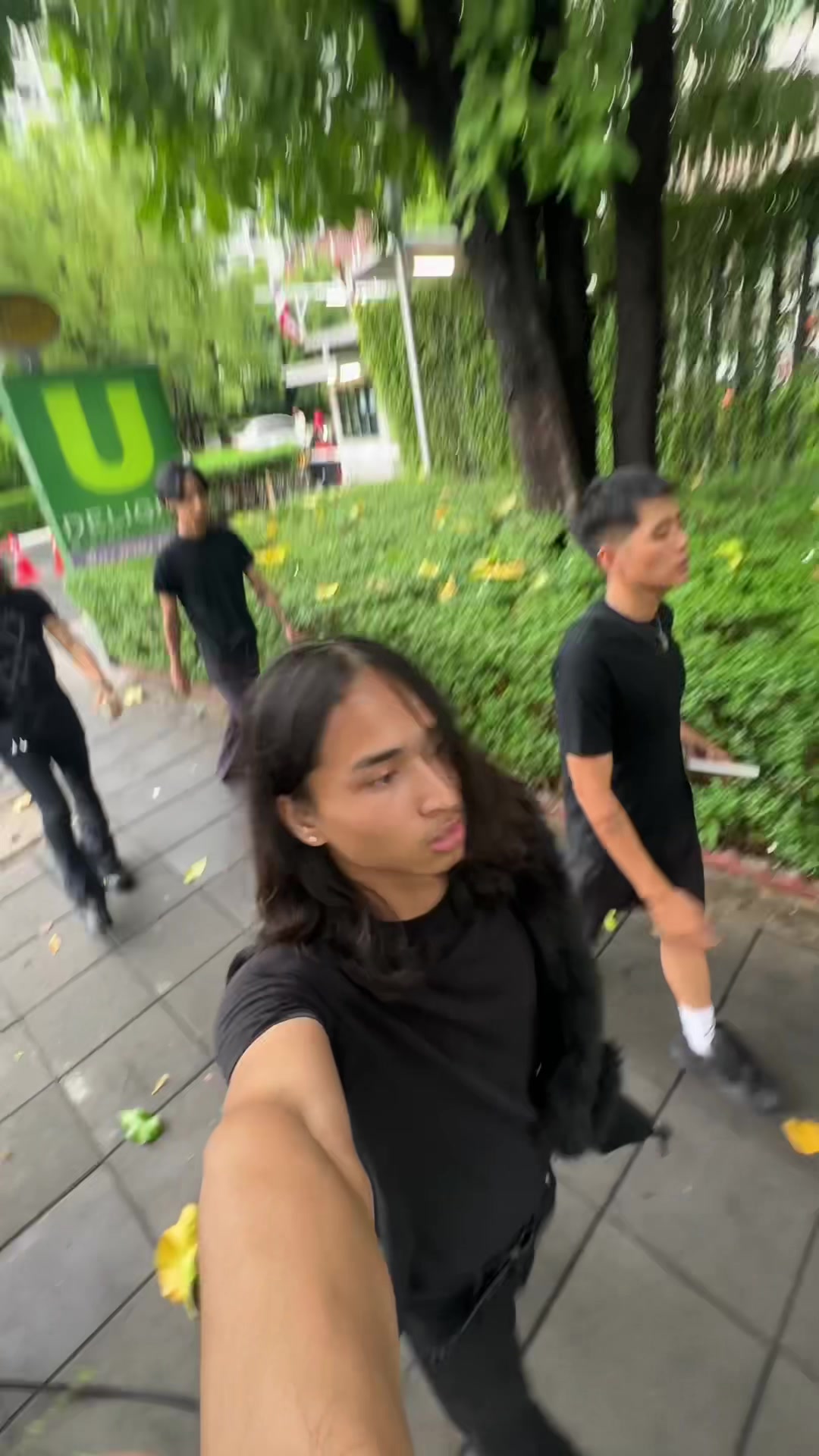 @weloveyoukeshskii