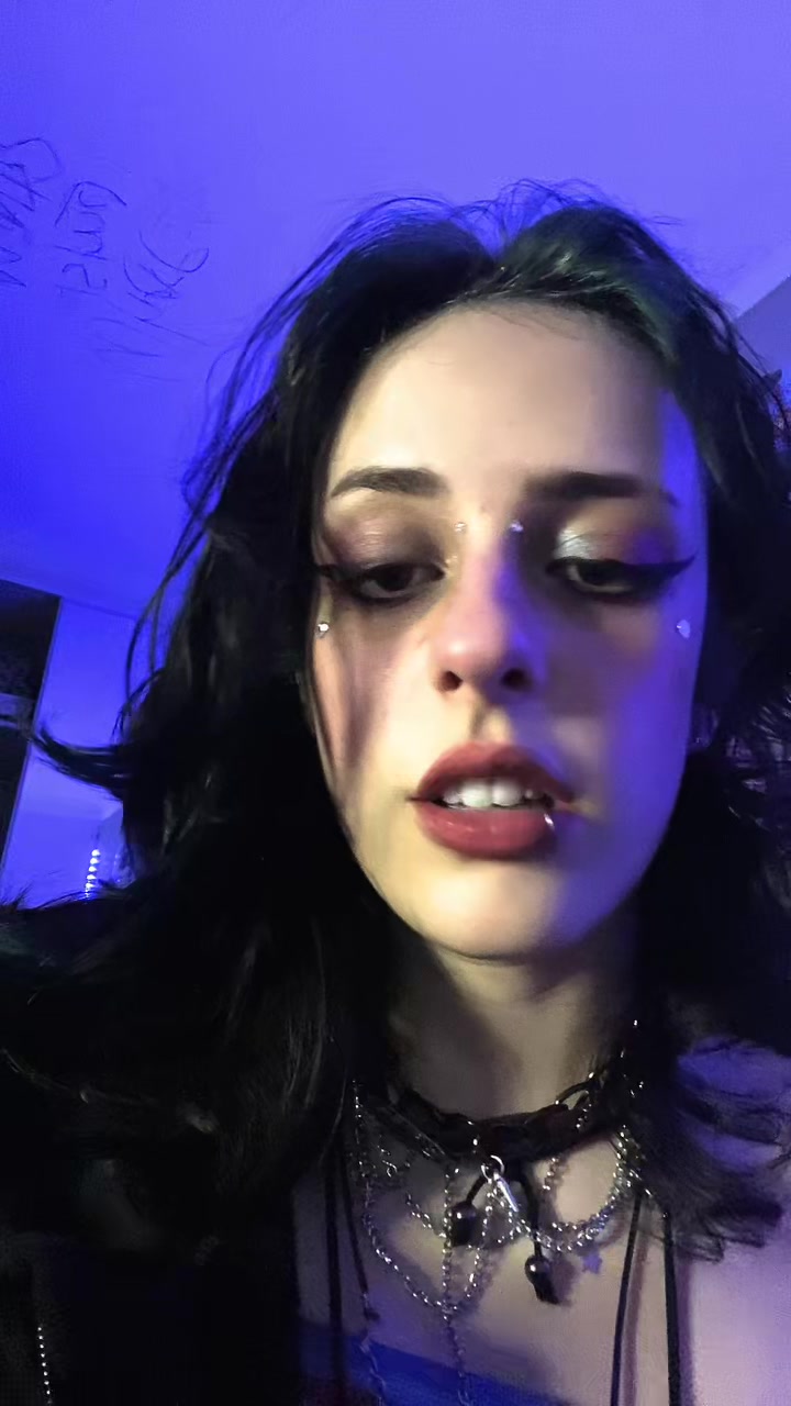 @lilboisa 👻