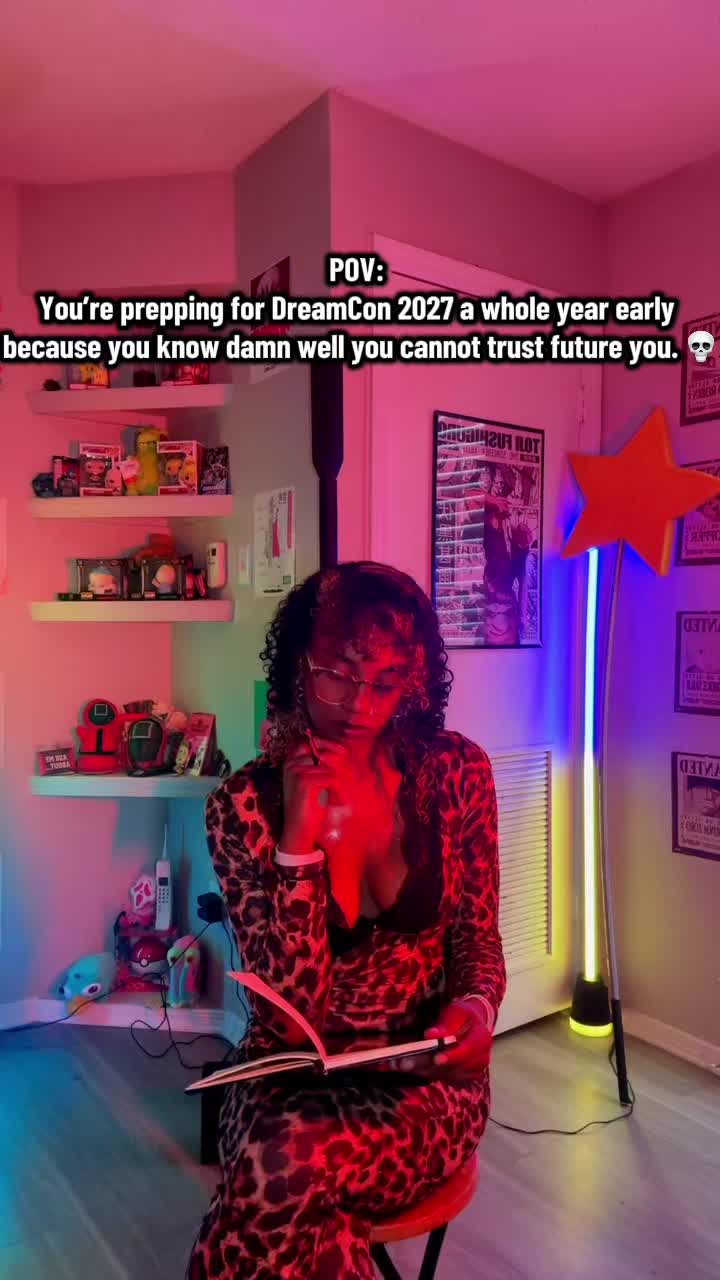 @jelly the cosplayer