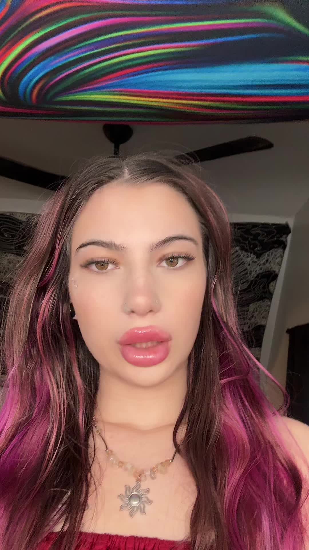 @Kiki