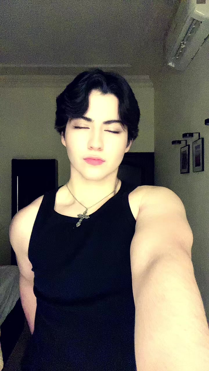 @Egr&eacute;n Reyes
