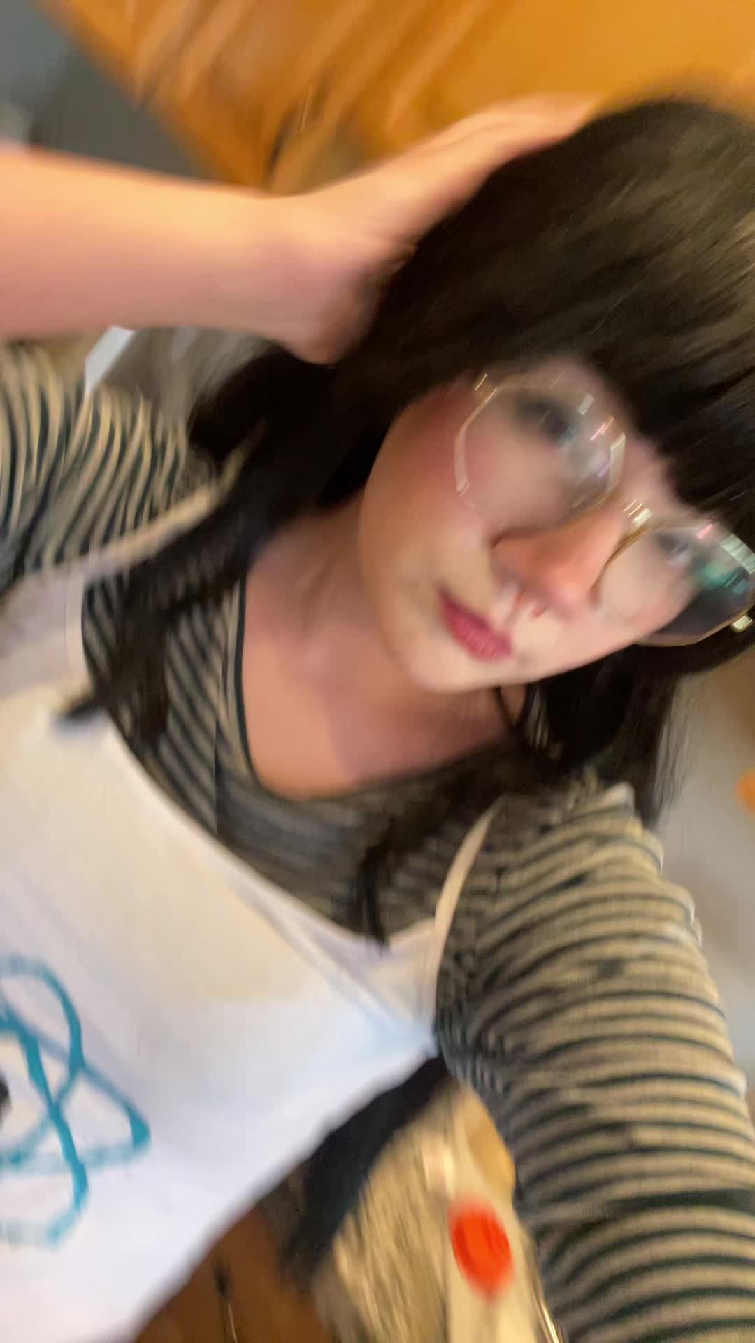@Bee