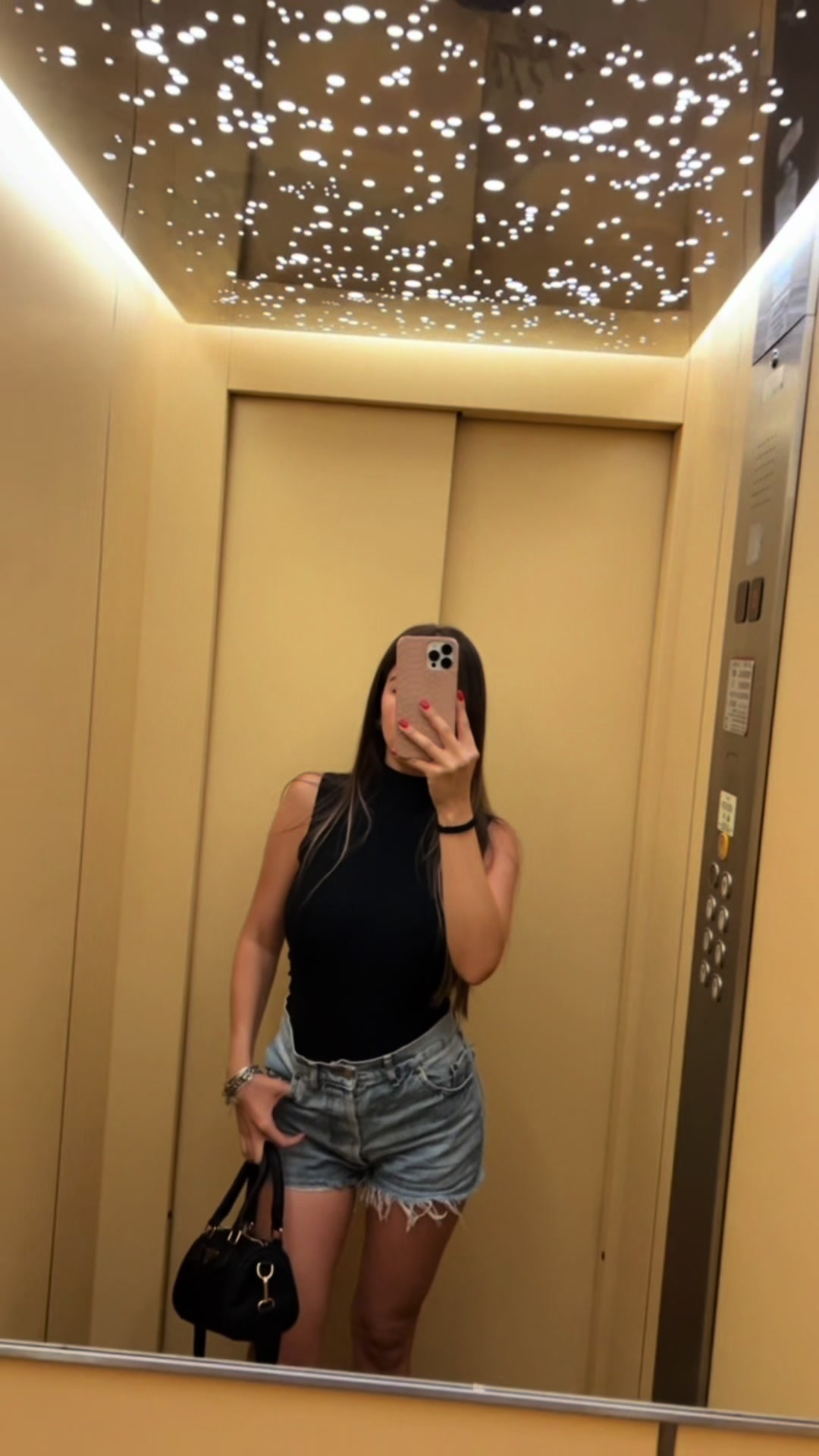 @maricaaiello