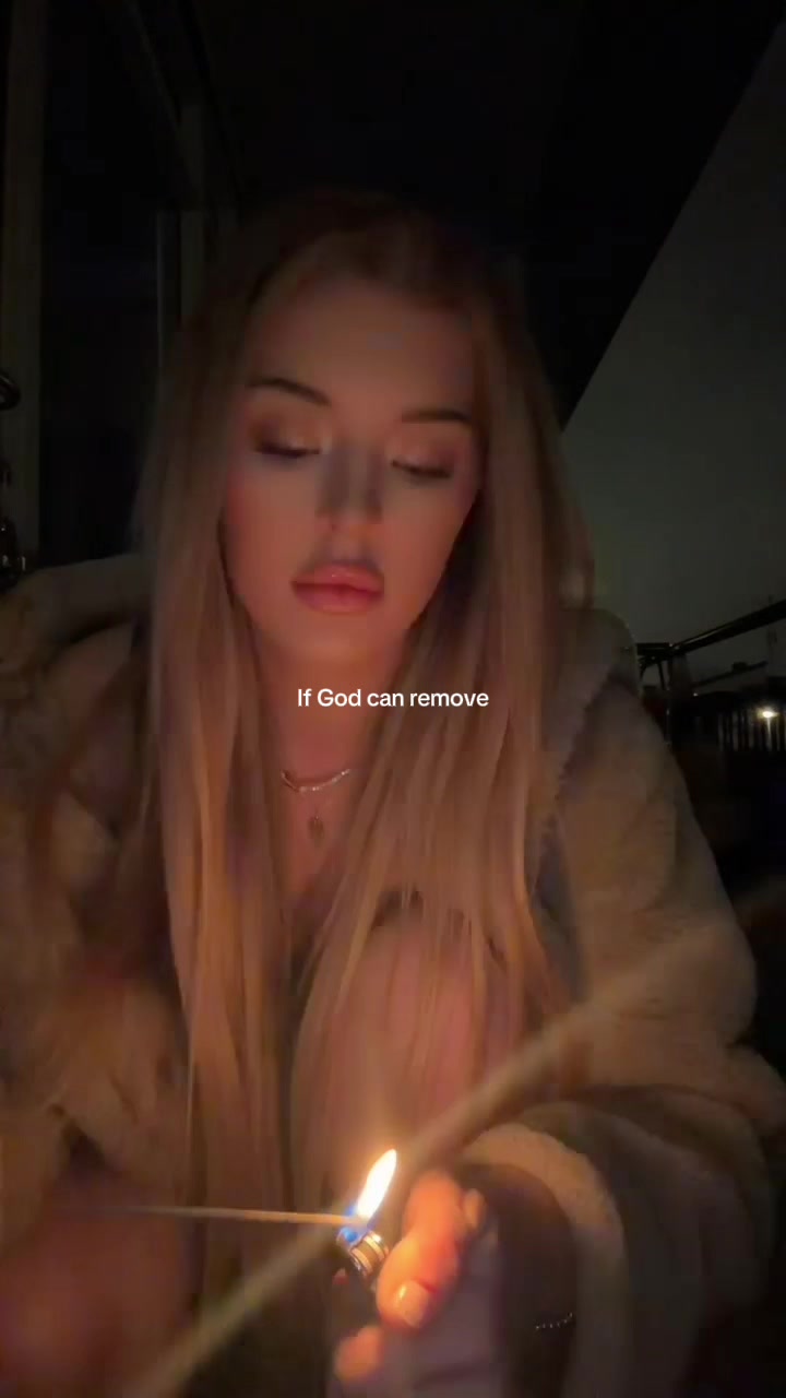 @Loisskye_