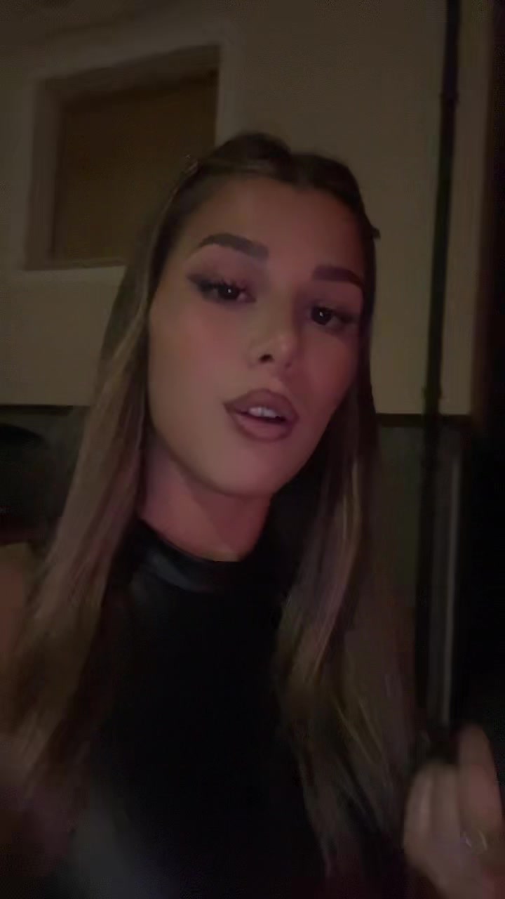 @giuliaa