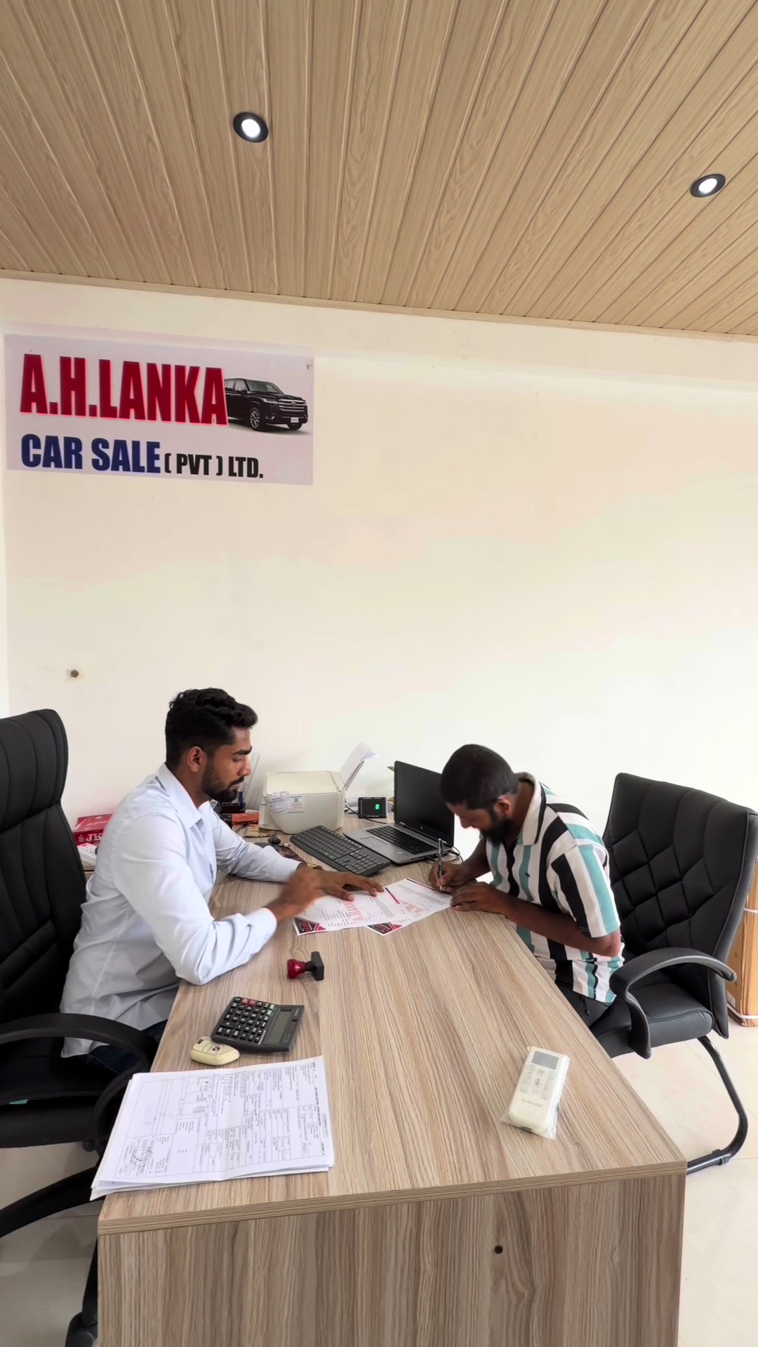 @hussain_hameed 🏎️