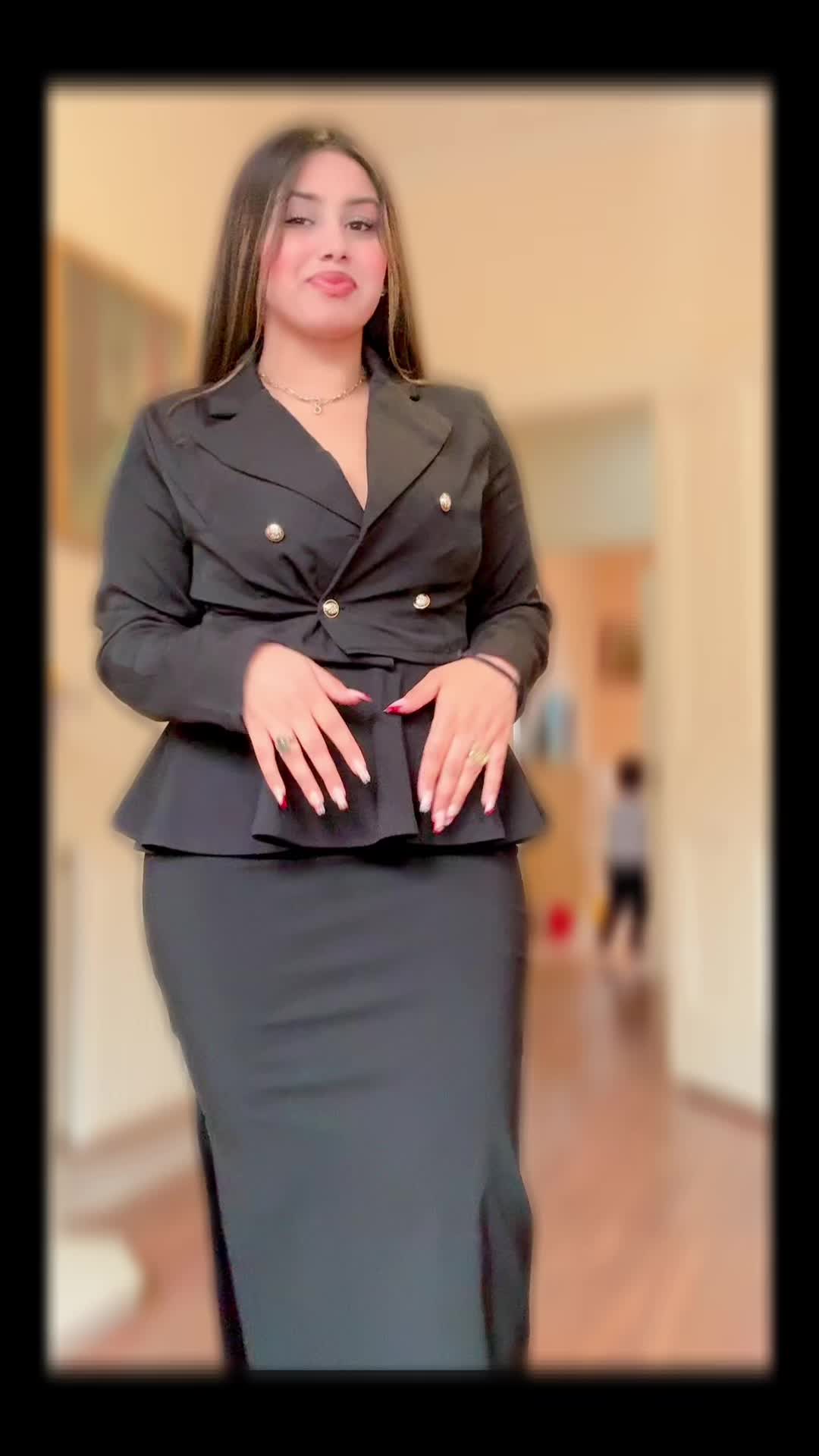 @elysa_elysa_18