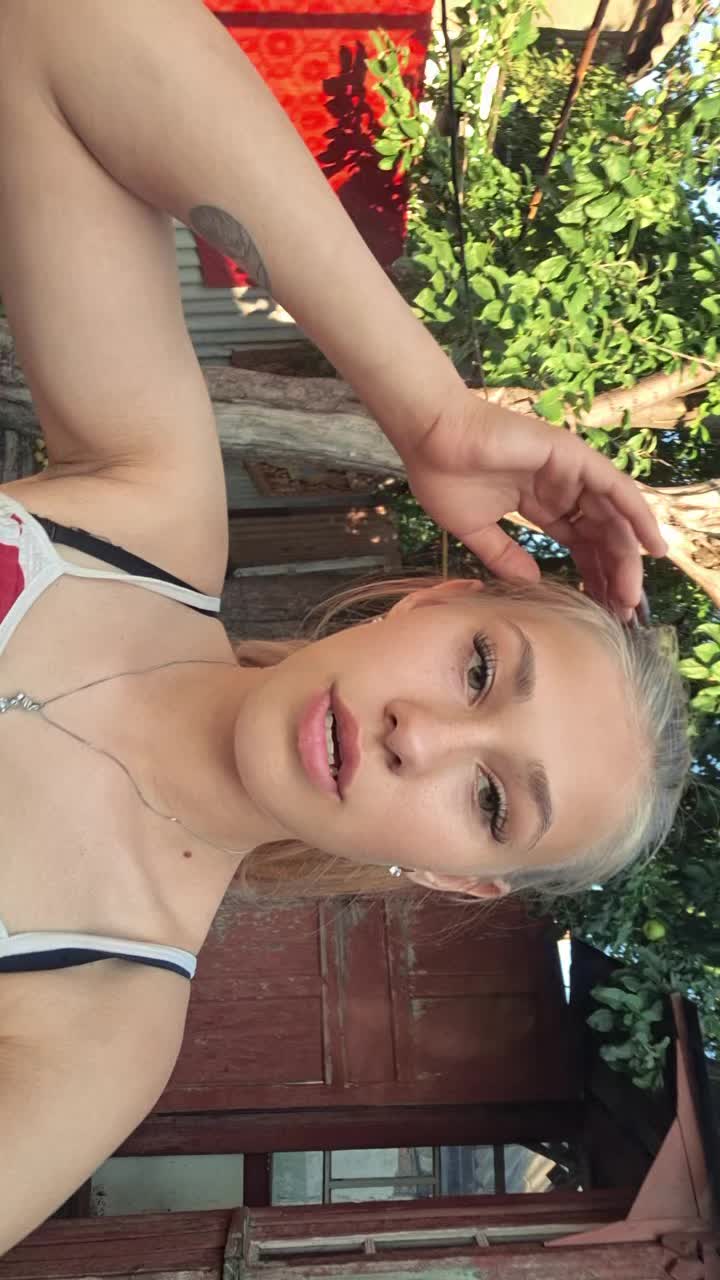 @Ariana76