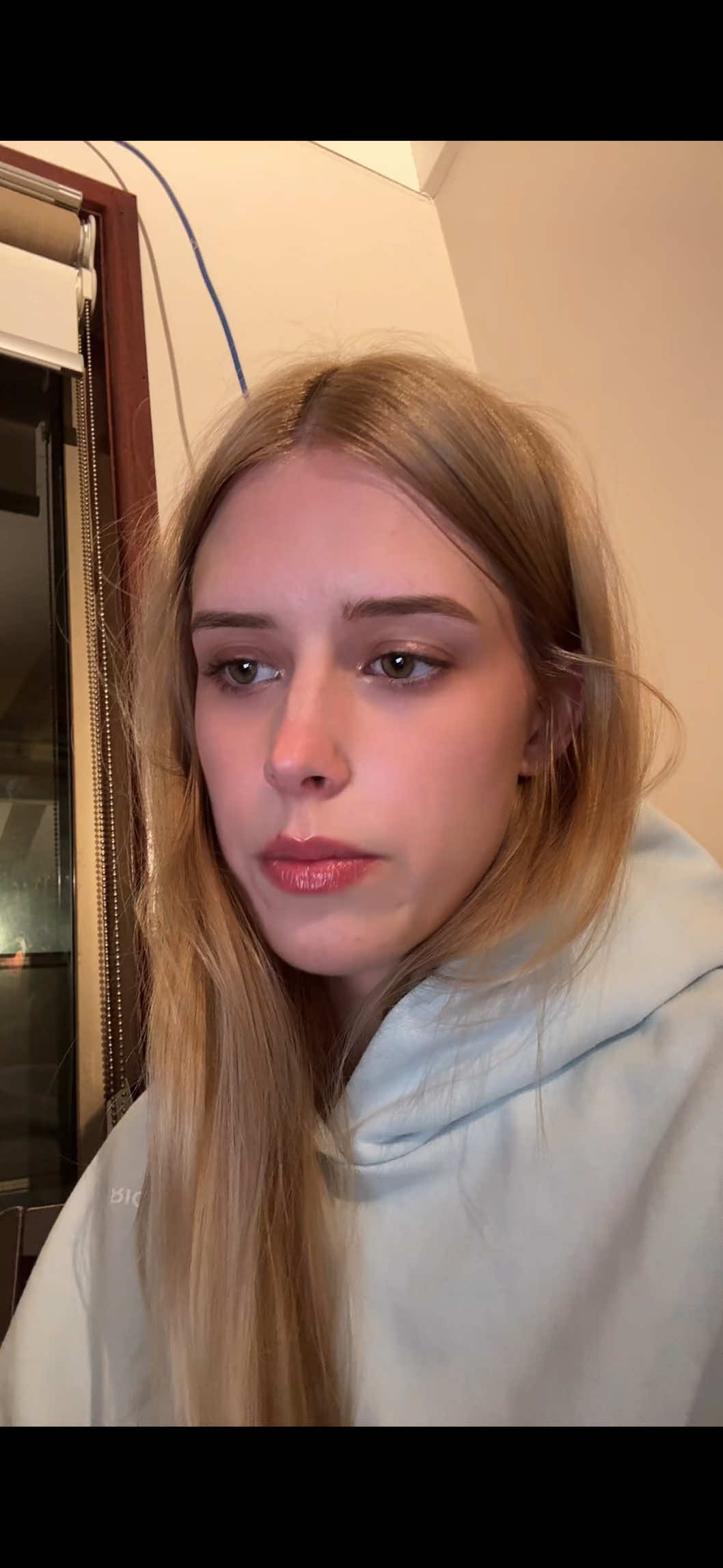 @phoebeee