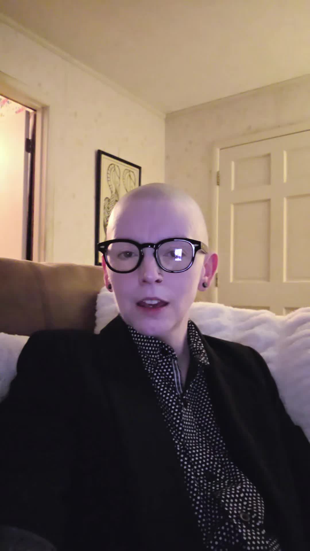 @Buzzcutgirl3