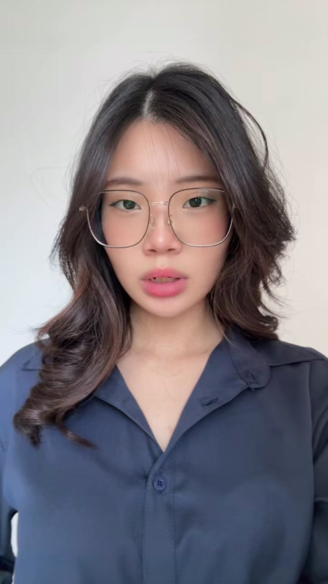 @リリ