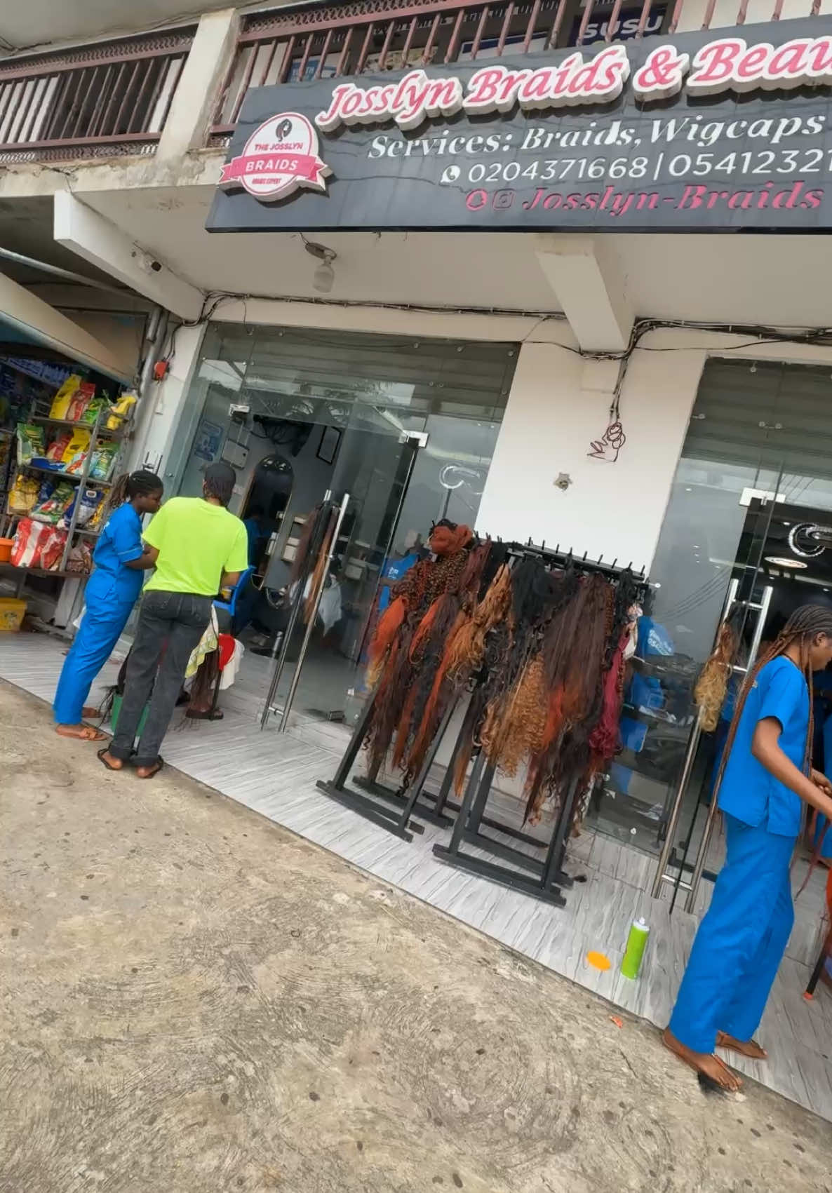 @josslyn_braids Kumasi & Accra