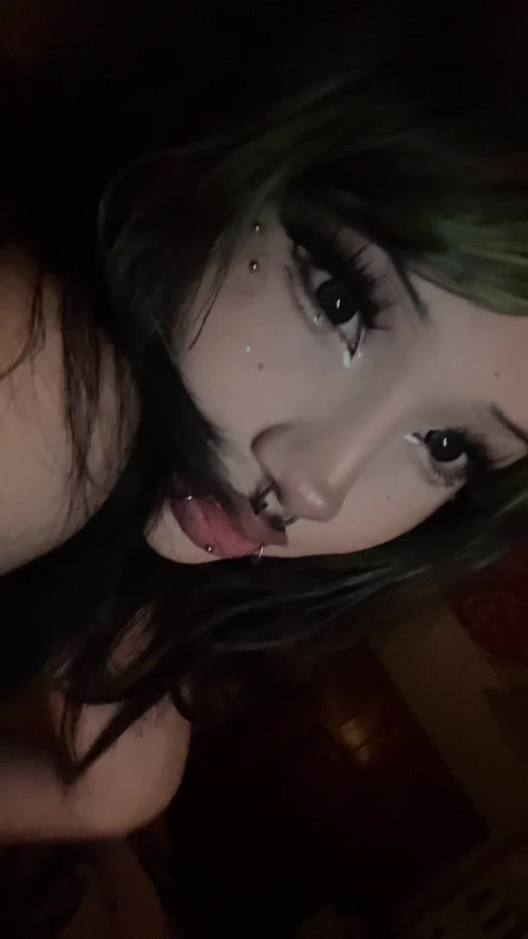 @stinkykittypoopie