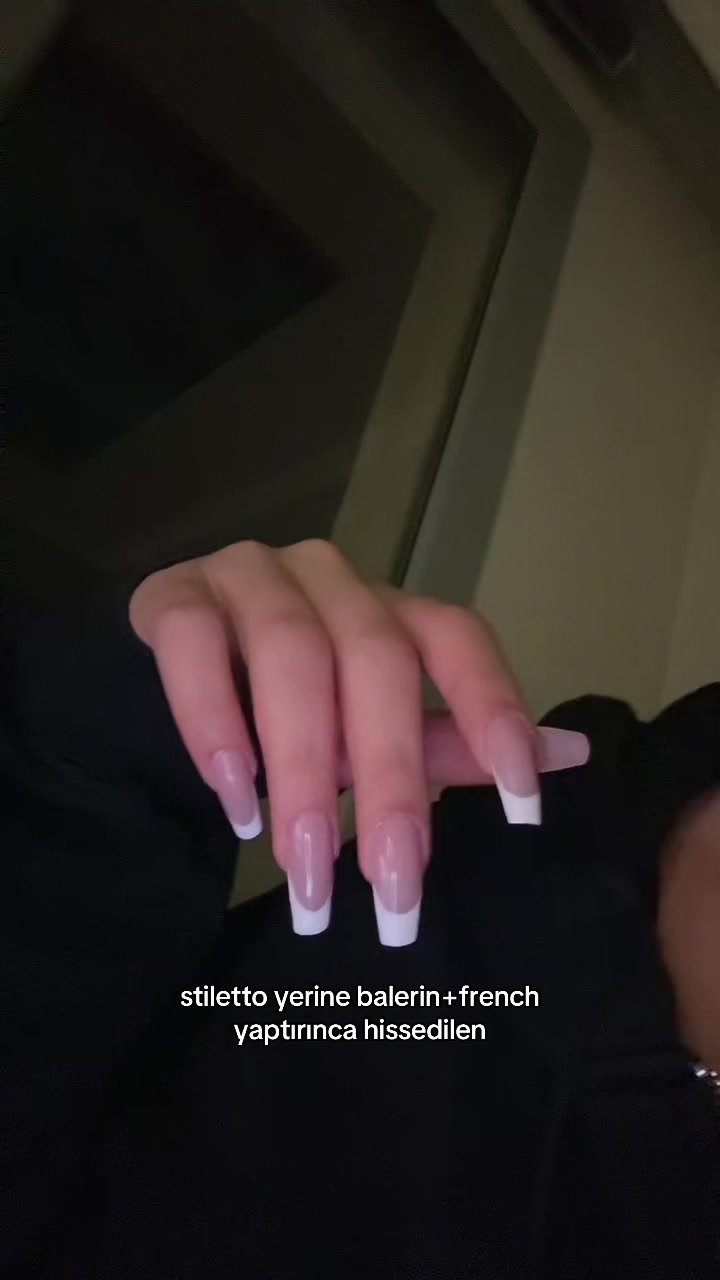 @Aleyy✨