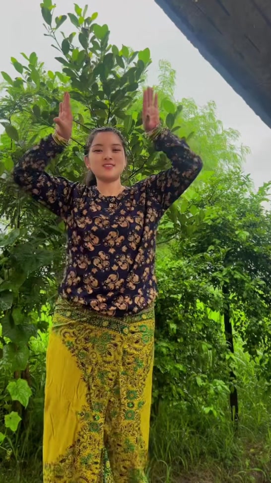 @Kareena Ale