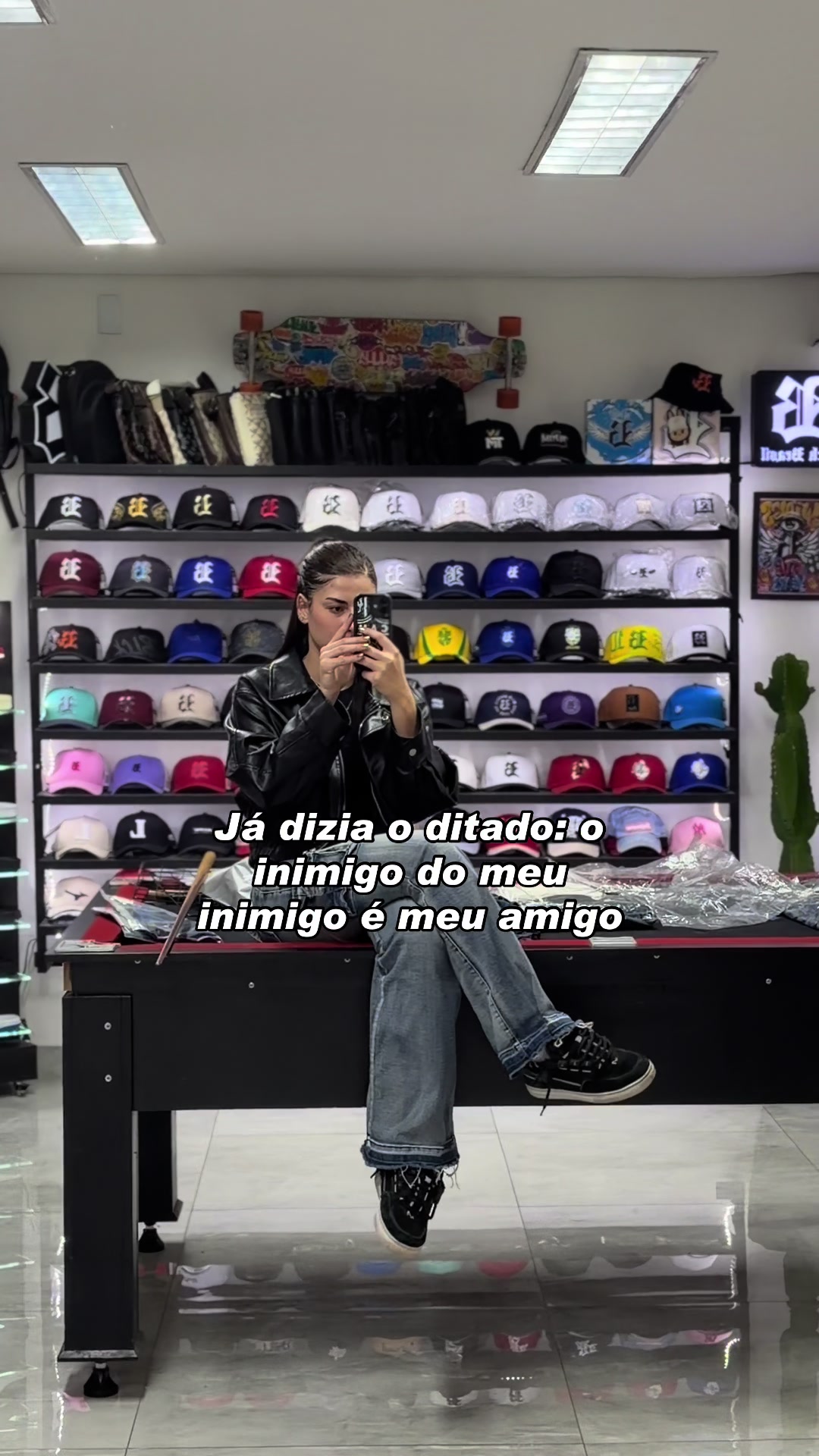 @Eu_Mell🐝🍯