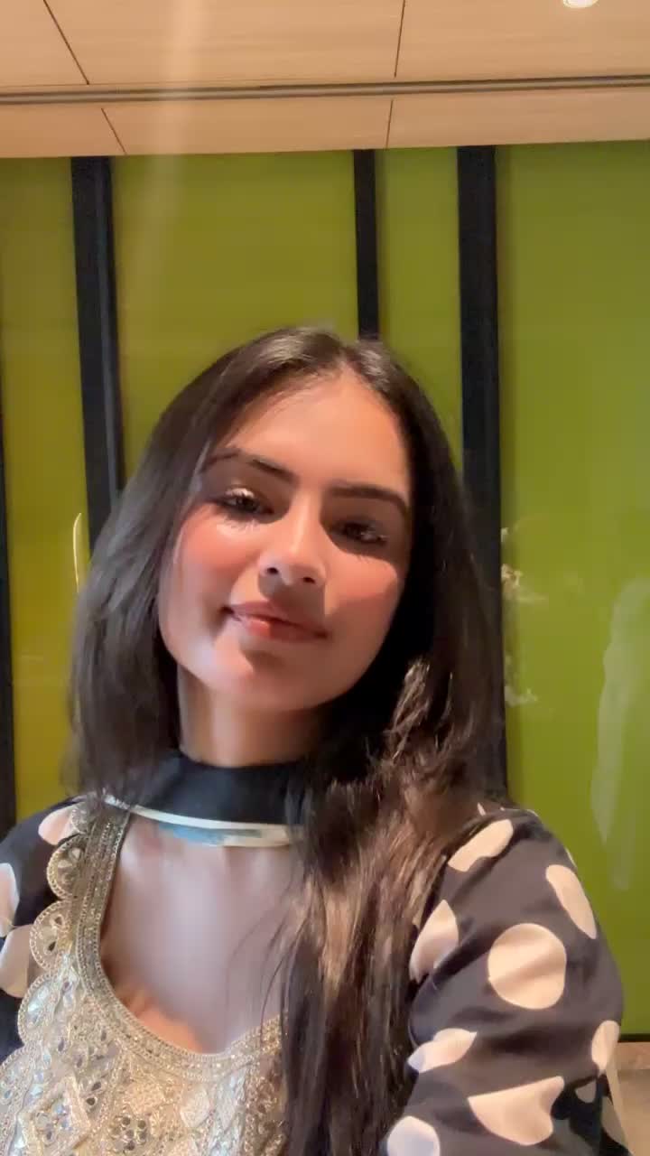 @Aastha🤍