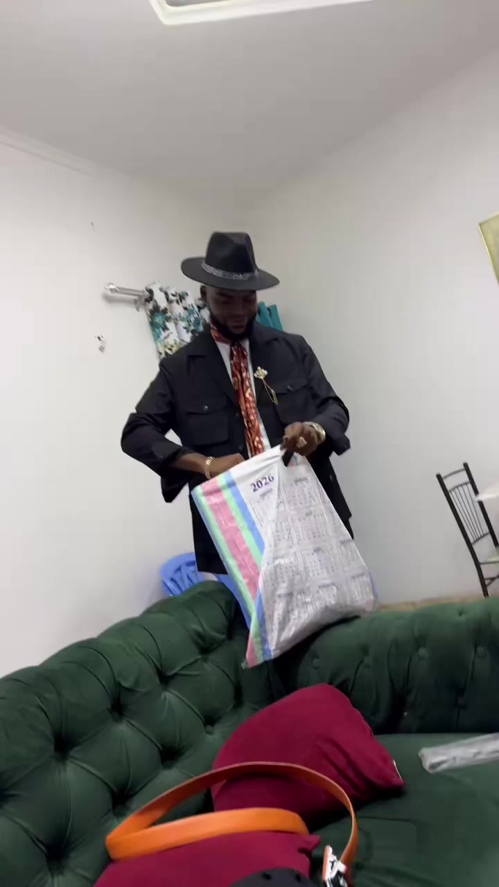@BEL&rsquo;homme barezy journaliste