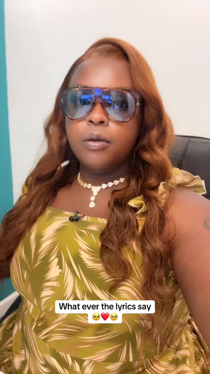 @👑OFFICIALKINUTHIA 👑