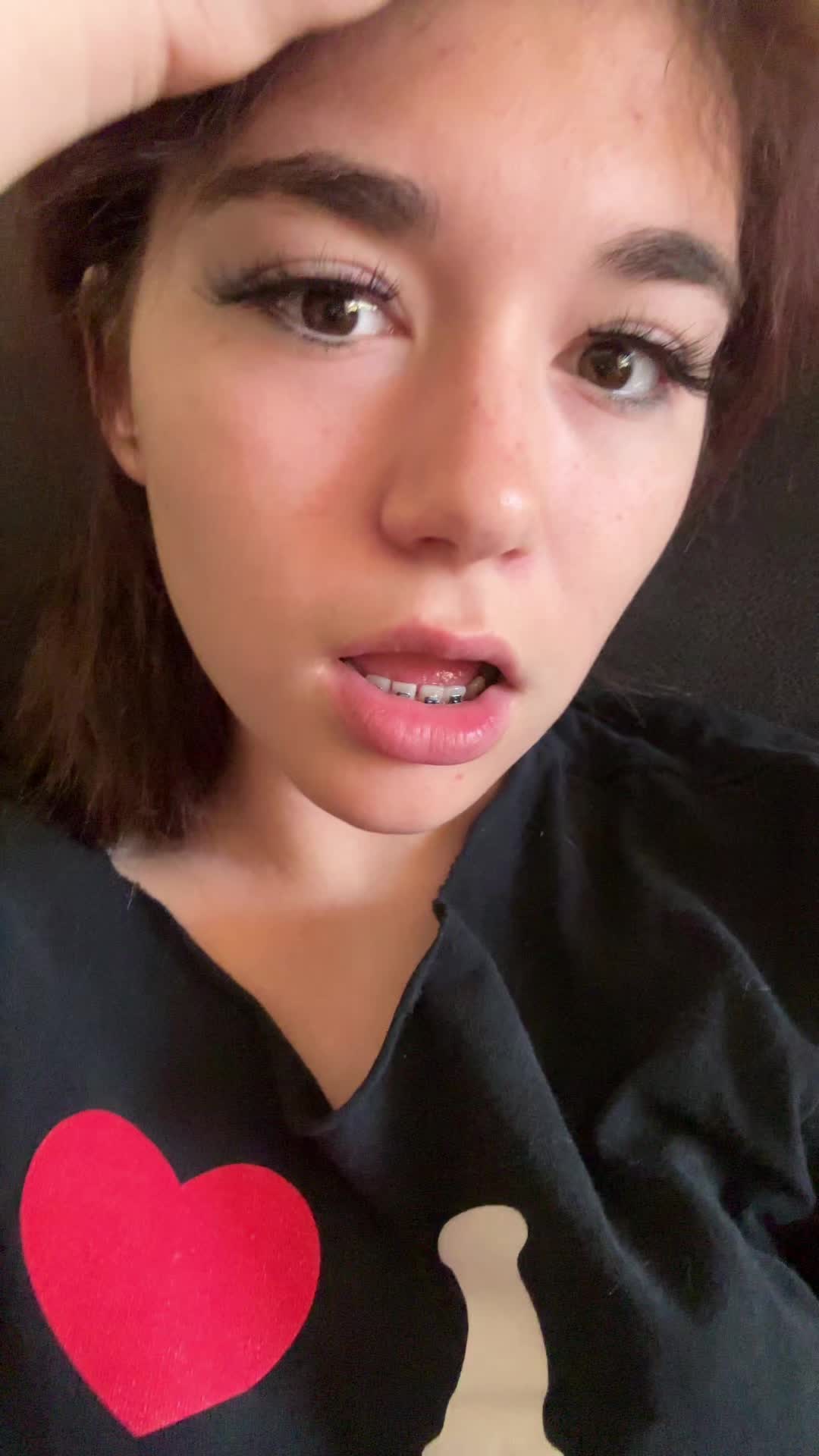@Amberlyn📵