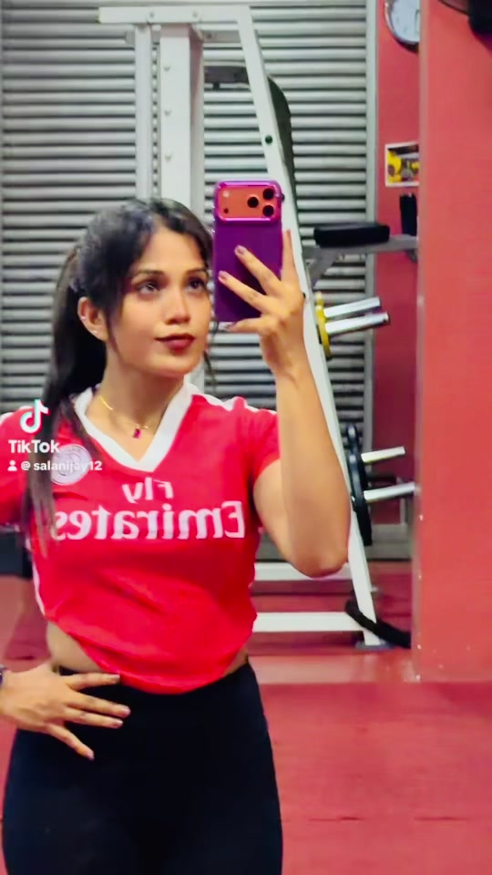 @சலனி 🌸🐝
