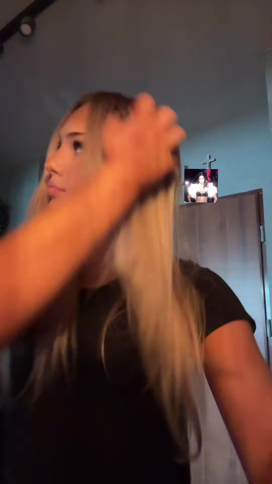 @Nekolie_2