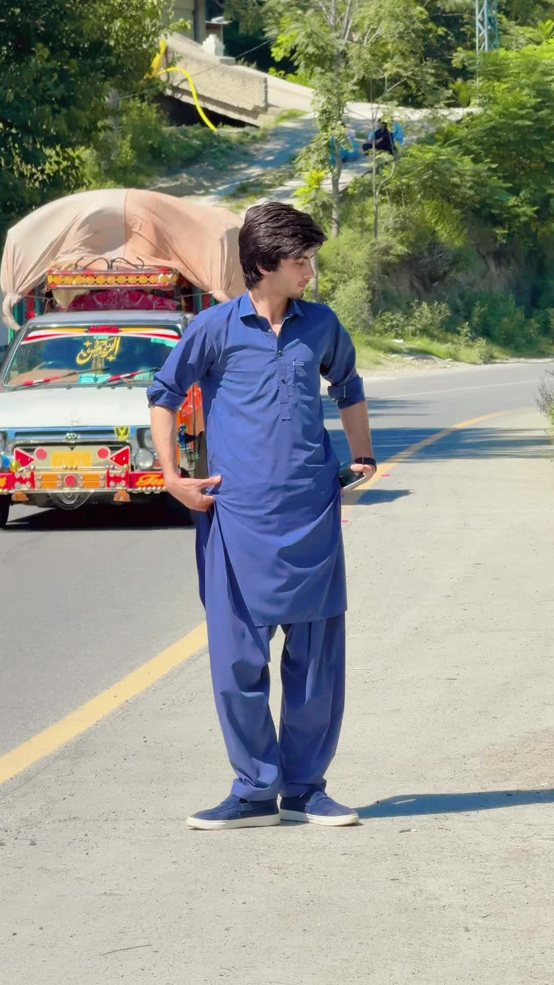 @Shahid_loyal2