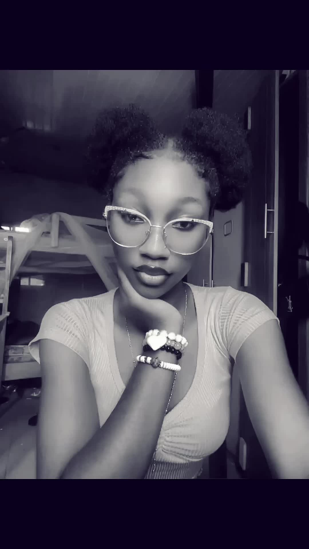 @Pretty~Aliyah🥹🧕🖤.