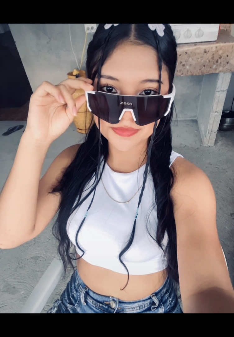 @𝓐𝓷𝓭𝓻𝓮🎀