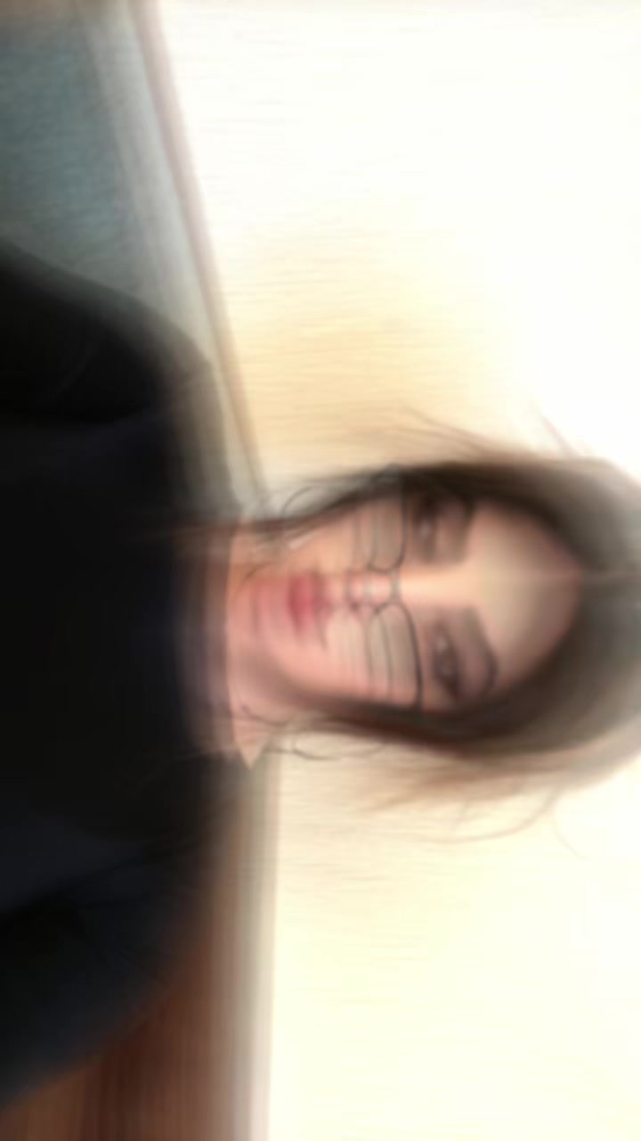 @_Sacha_