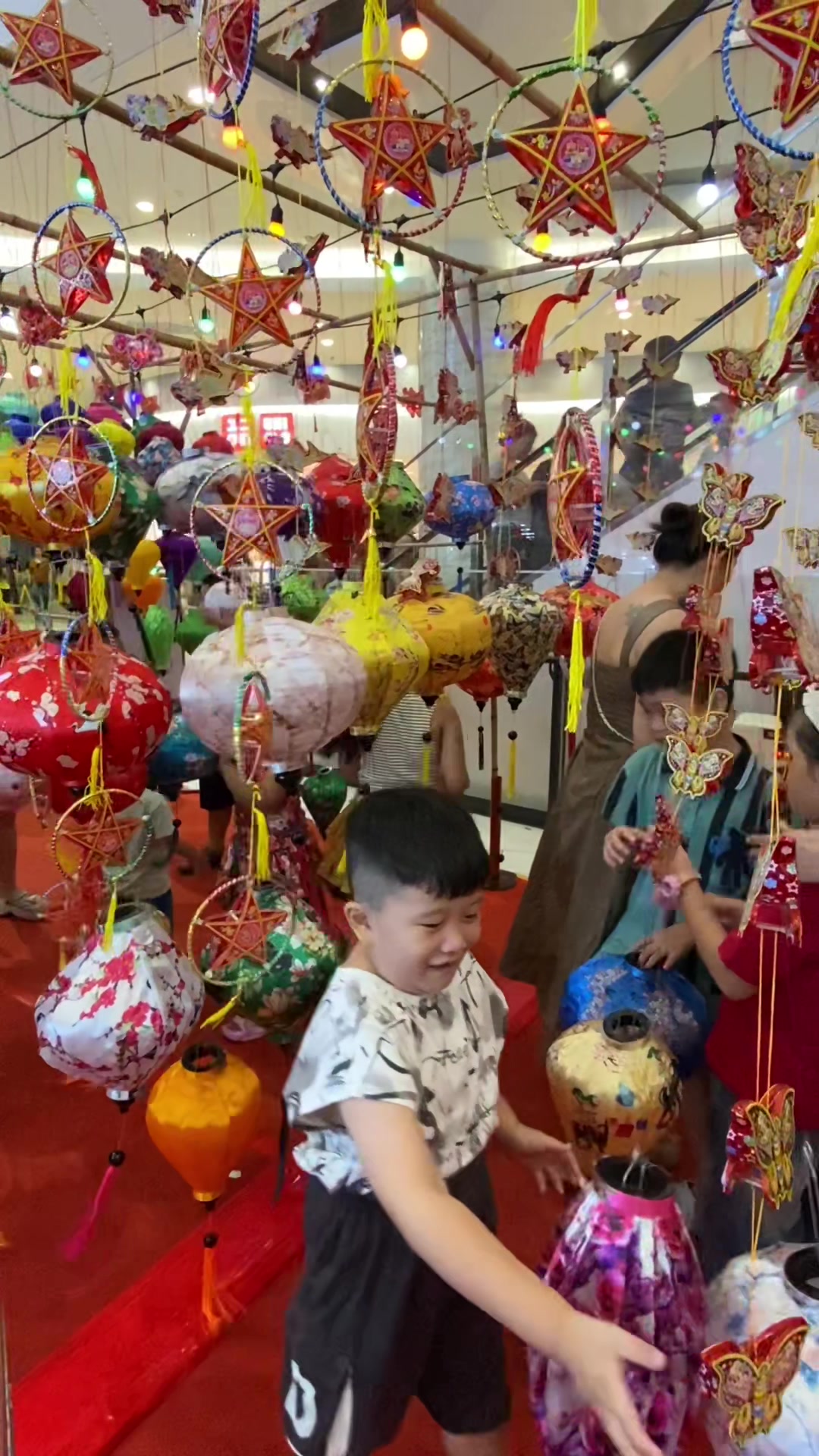 @Thả diều c&ugrave;ng Lợi